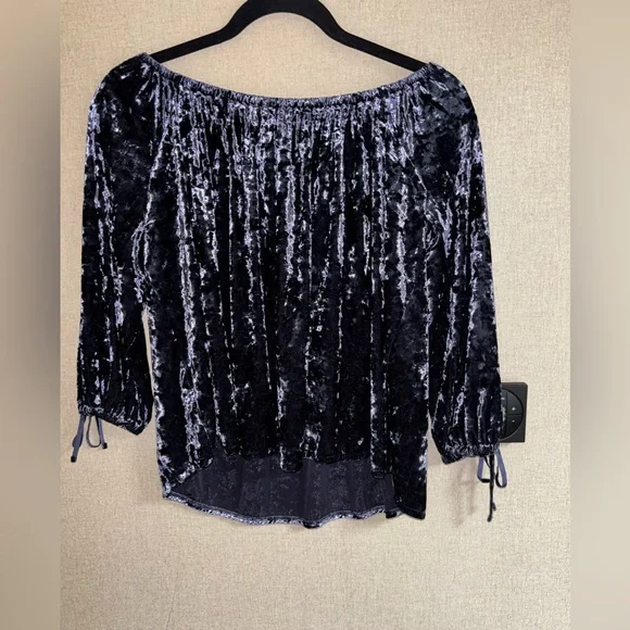 American Eagle Velvet Blouse - Picture 4 of 4